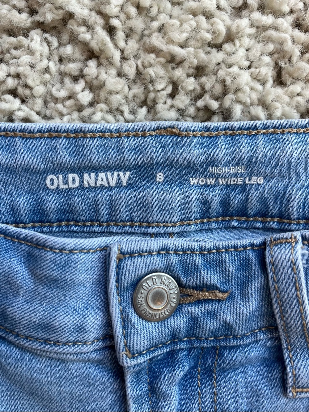 Old Navy High-Waisted Wow Wide Leg Light Blue Jeans - Picture 6 of 9